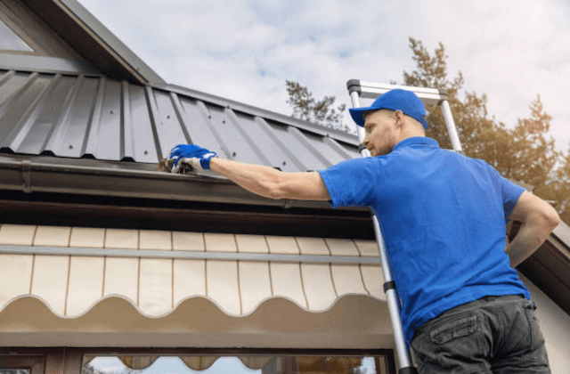gutter cleaning in lakewood